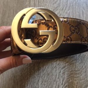 Authentic Gucci belt.  Gold/ gold